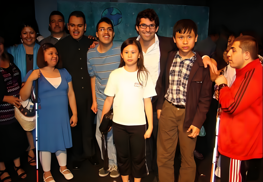 Theatre by the Blind 2 (1)